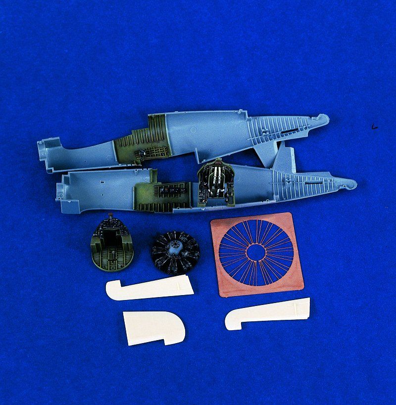 Verlinden 148 F4U 1/2 Superdetail Set (Tamiya) #1220  