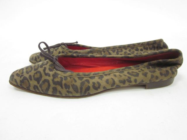 MANOLO BLAHNIK Brown Leopard Print Suede Flats Sz 37 7  