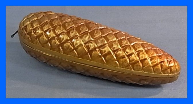 LA3 * FIRE CONE DRESDEN CANDY CONTAINER CHRISTMAS ANTIQUE GERMAN 1920 