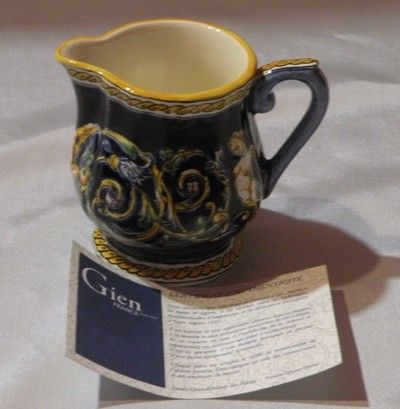 NEW Creamer Renaissance Fond Bleu Gien  