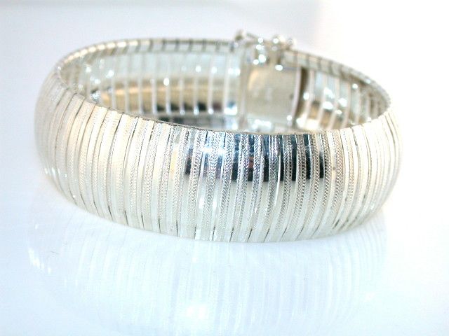 ITALY 925 STERLING SILVER FLEXIBLE OMEGA BRACELET  