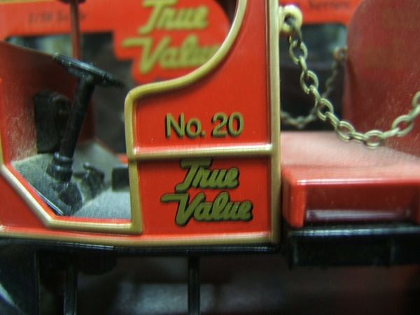 Ertl 1919 GMC Tanker Truck Bank True Value #20 MIB  