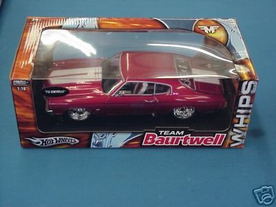 HW 1/18 Team Baurtwell 70 Chevelle red  