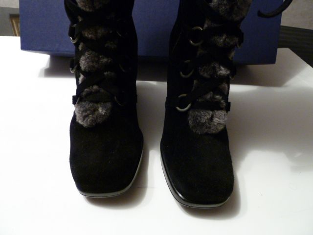 STUART WEITZMAN SUEDE WEDGE BOOTS Sz 6.5 BLACK  