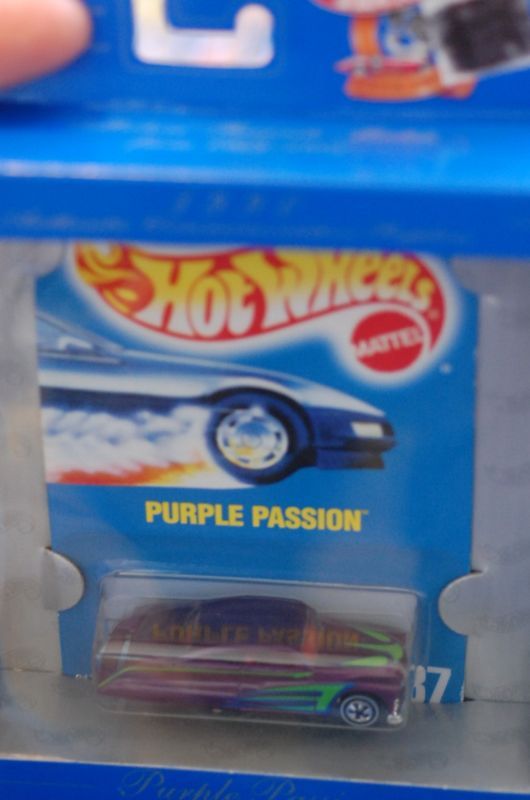 98 Hot Wheels Commemorative Replica 90 Purple Passion  