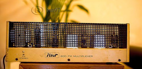 PILOT 200 FM MULTIPLEXER  