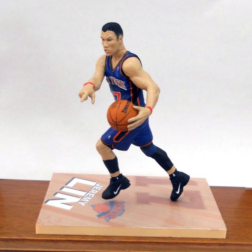 CUSTOM MCFARLANE JEREMY LIN NEW YORK KNICKS WITH CUSTOMIZED CASE 