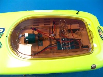 Pro Boat Miss Geico Brushless BL Catamaran EP RC 2.4GHz Spektrum 