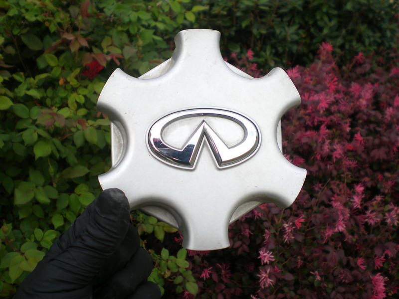 INFINITI QX4 SUV CENTER HUB CAP WHEEL COVER LXI HUBCAP  