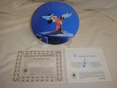 DISNEY MICKEY MOUSE PLATE APPRENTICES DREAM FANTASIA  