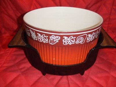 Vintage NORDIC WARE La Soufflee Casserole Stand ORANGE  