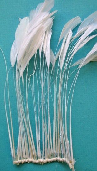 30 PCS. SOFT IVORY STRIPPED COQUE ROOSTER FEATHERS  