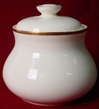 ROYAL DOULTON china HEATHER H5089 pttrn SUGAR BOWL  